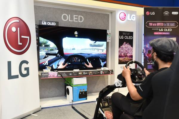 Fitur game di TV LG OLED: Dolby Vision, kecepatan pembaruan 4K dan 120Hz.