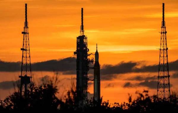 La NASA probó un cohete Artemis 1 lleno de 3,3 millones de litros de hidrógeno líquido.