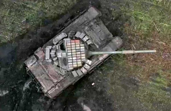 Antisipasi Serangan Drone, Pasukan Tank Rusia Gunakan Sangkar Pelindung dan Armor Reaktif