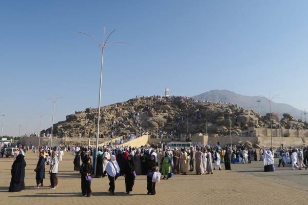 Ziarah Jemaah Haji di Makkah: Dari Kakbah Sampai Abraj Al Bait