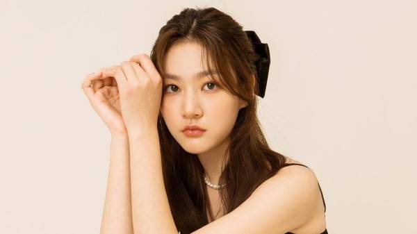 Kim Sae-Ron sebagai Kim Hyeon-Ju