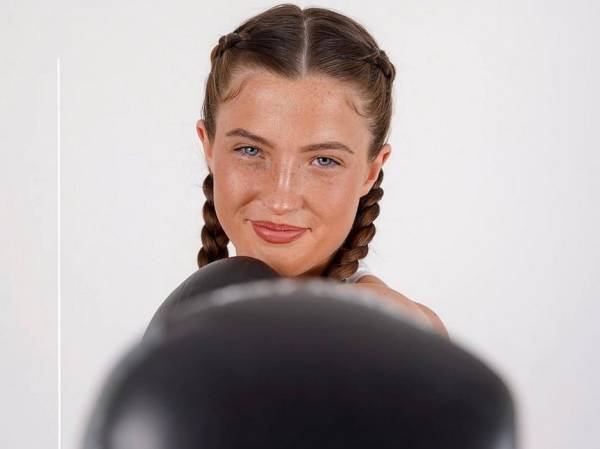 Entering the World of Women's Professional Boxing, Francesca Hennessy: I'm Ready to Shake the World