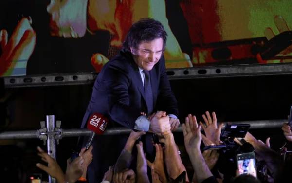 Who is Javier Milei?  Argentina's Elected President Nicknamed Mini-Trump