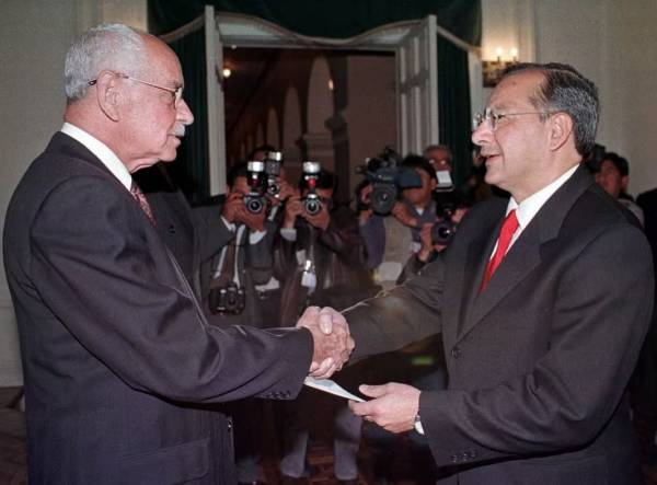 Siapa Manuel Rocha? Diplomat AS yang Mengaku Menjadi Mata-mata Kuba selama 4 Dekade