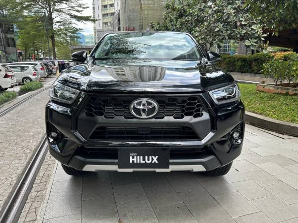 Berapa Harga Toyota Hilux 4x4? Berikut Spesifikasi serta Kelebihannya