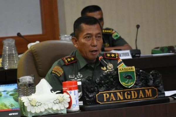 Dua Sosok Pangdam yang dimaksud Bertugas di Tanah Papua, Sama-sama Pasukan bola Elite TNI AD