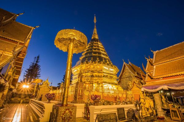 12 Tempat Wisata di Thailand, Nomor 5 Surganya Pecinta Belanja
