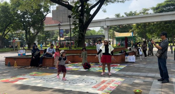 Rayakan HUT ke-497 Jakarta, TMII Bawa Pengunjung ke Masa Kecil dengan Mainan Anak-anak