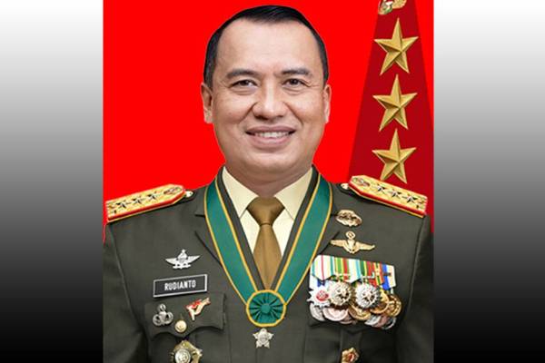 Letjen TNI Aktif Penyandang Brevet Komando Kopassus dan Para Utama, Nomor 1 Peraih Adhi Makayasa